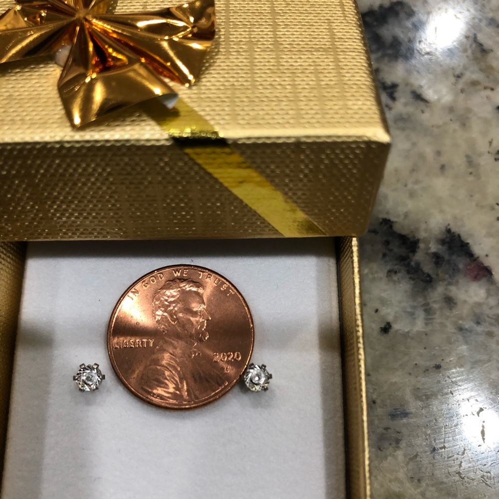Genuine diamond earrings